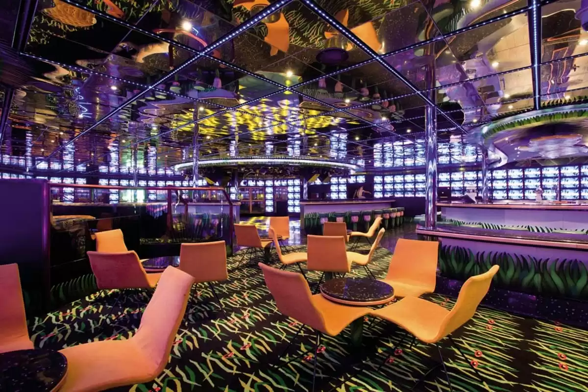 am Carnival Conquest :  cabine 13