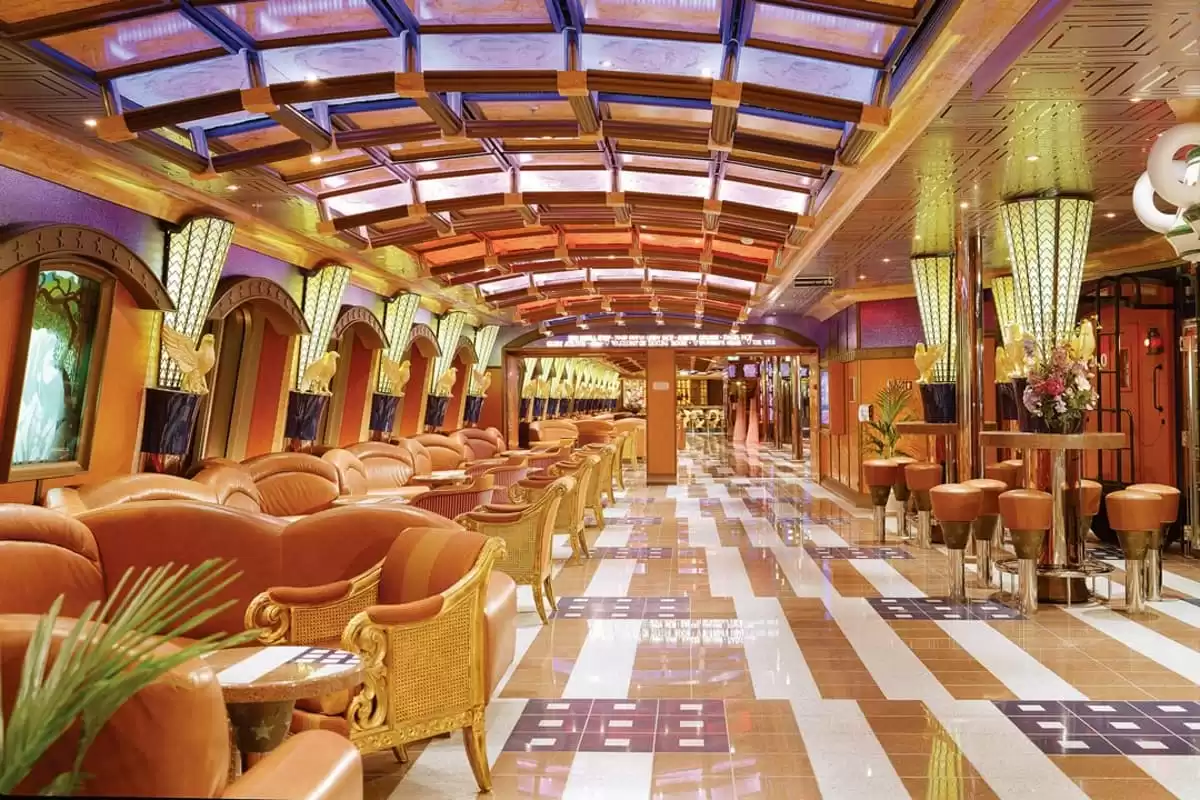 am Carnival Valor :  cabine 10
