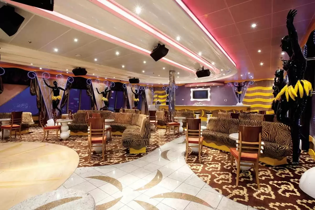 am Carnival Valor :  cabine 14