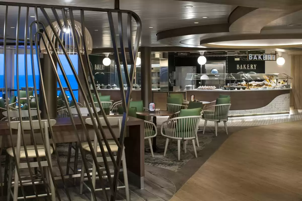 am Celebrity Summit :  cabine 9