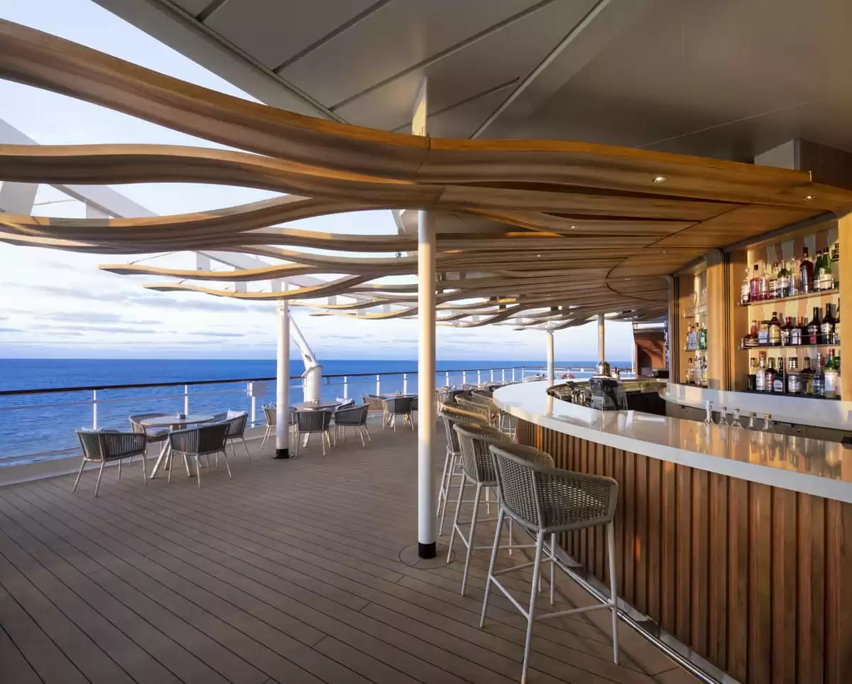 am Celebrity Summit :  cabine 12