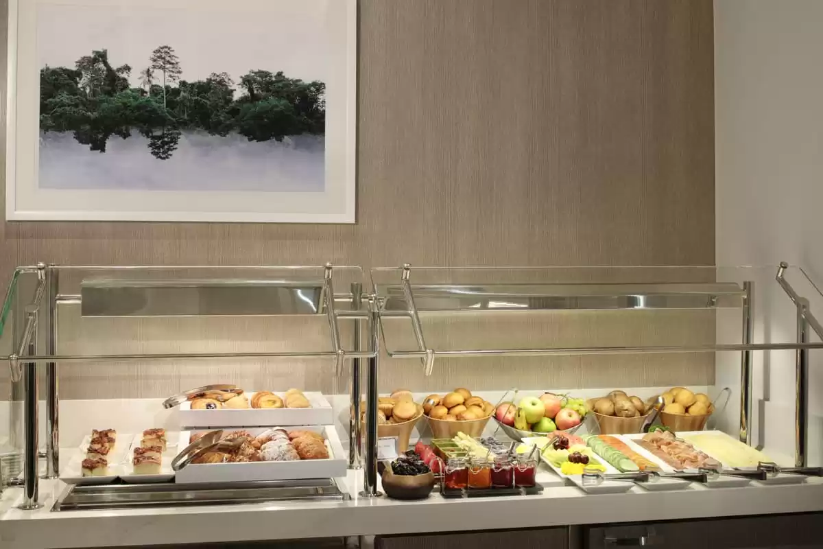 am Celebrity Summit :  cabine 14
