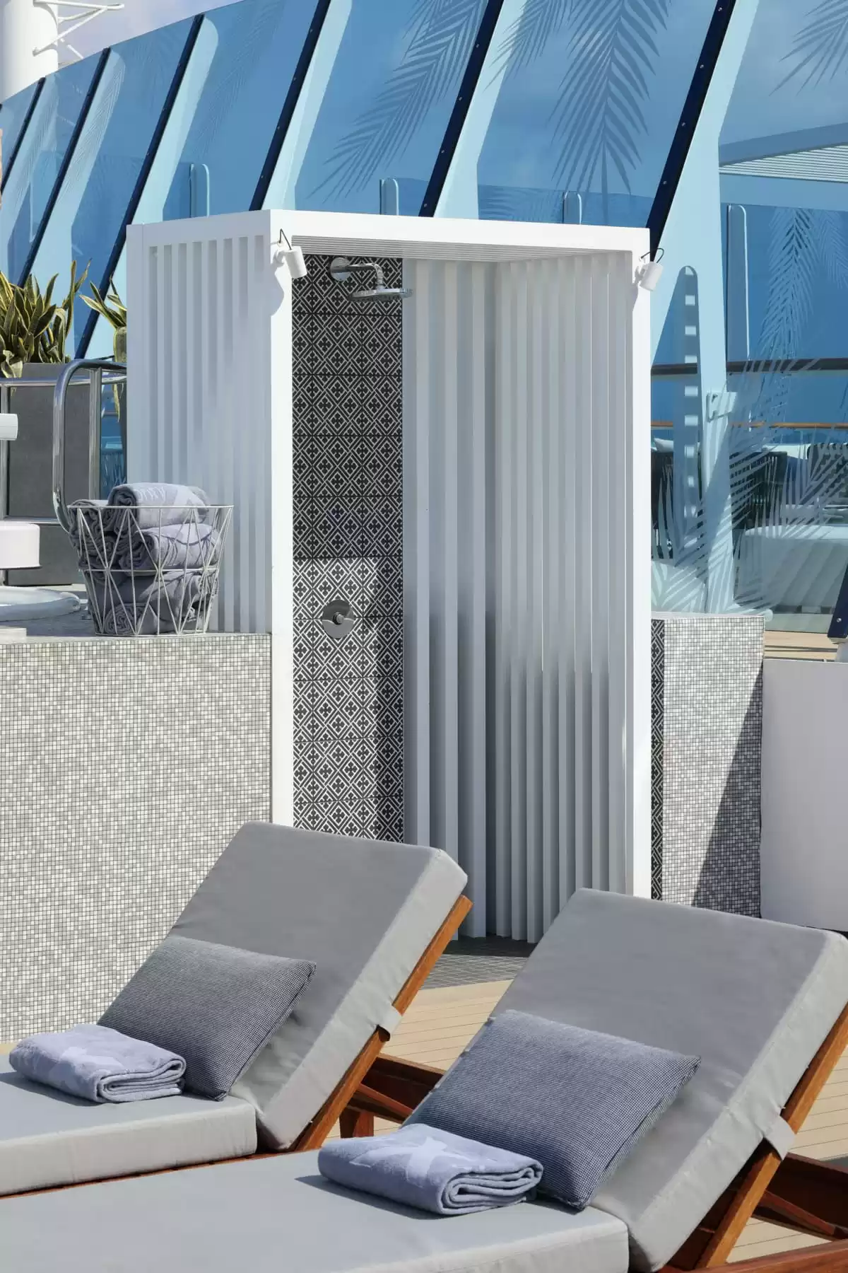 am Celebrity Summit :  cabine 18
