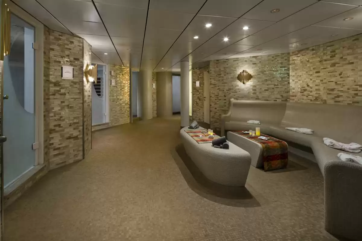 am Celebrity Summit :  cabine 25