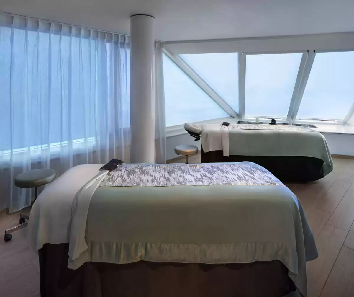 am Celebrity Summit :  cabine 28