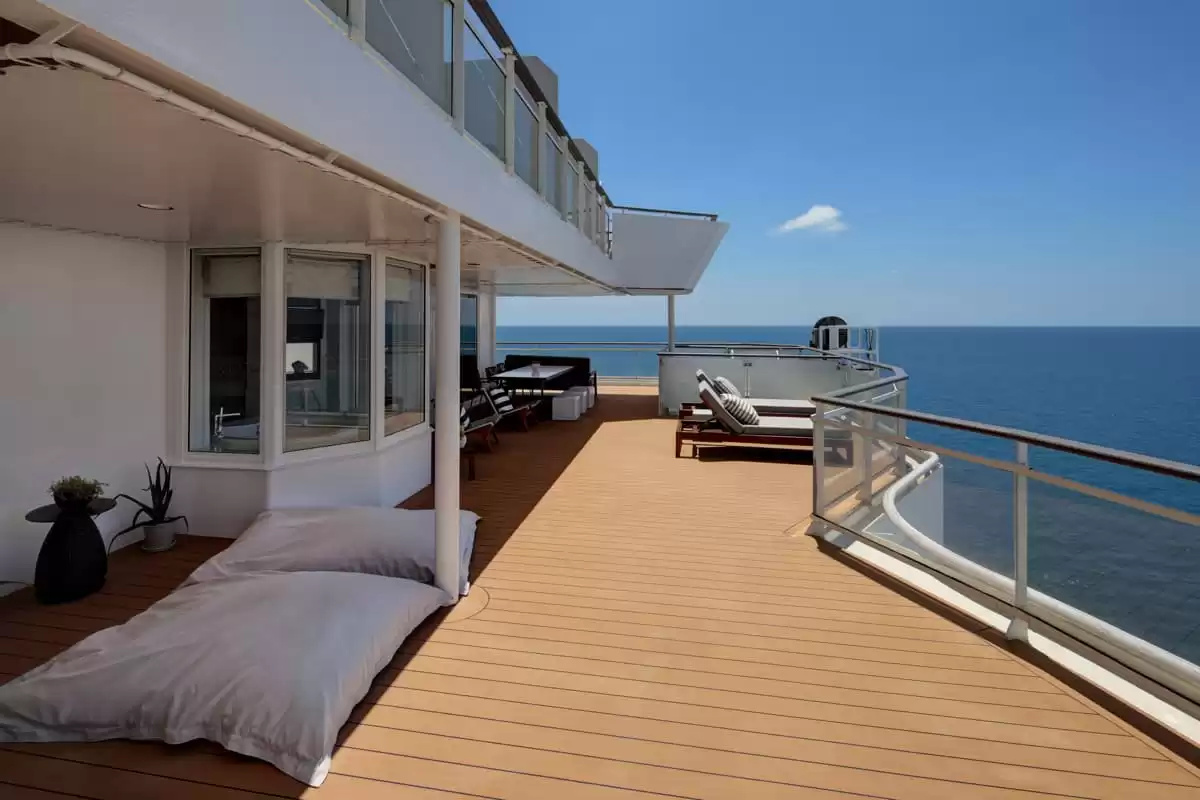 am Celebrity Summit :   4