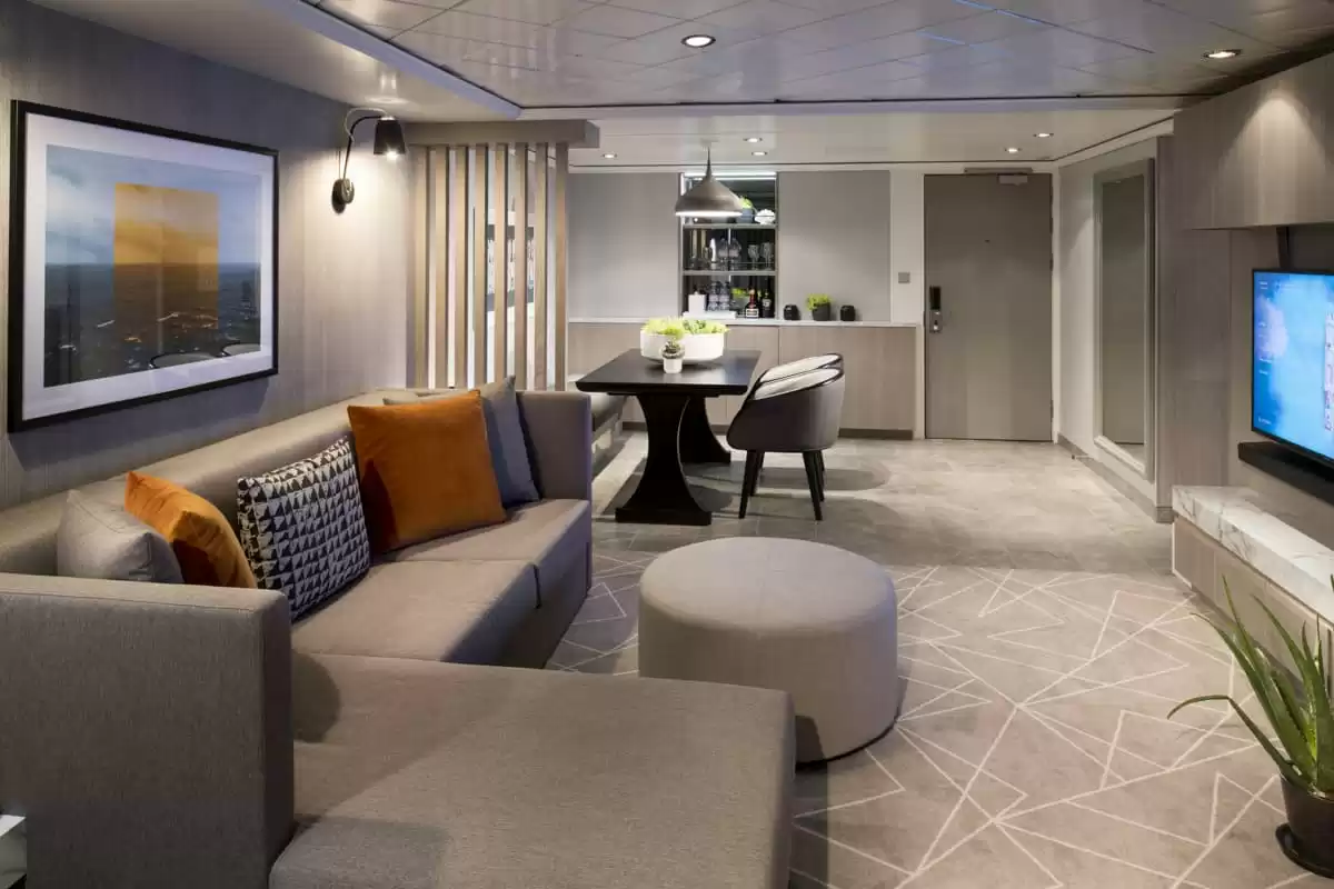 am Celebrity Summit :   15