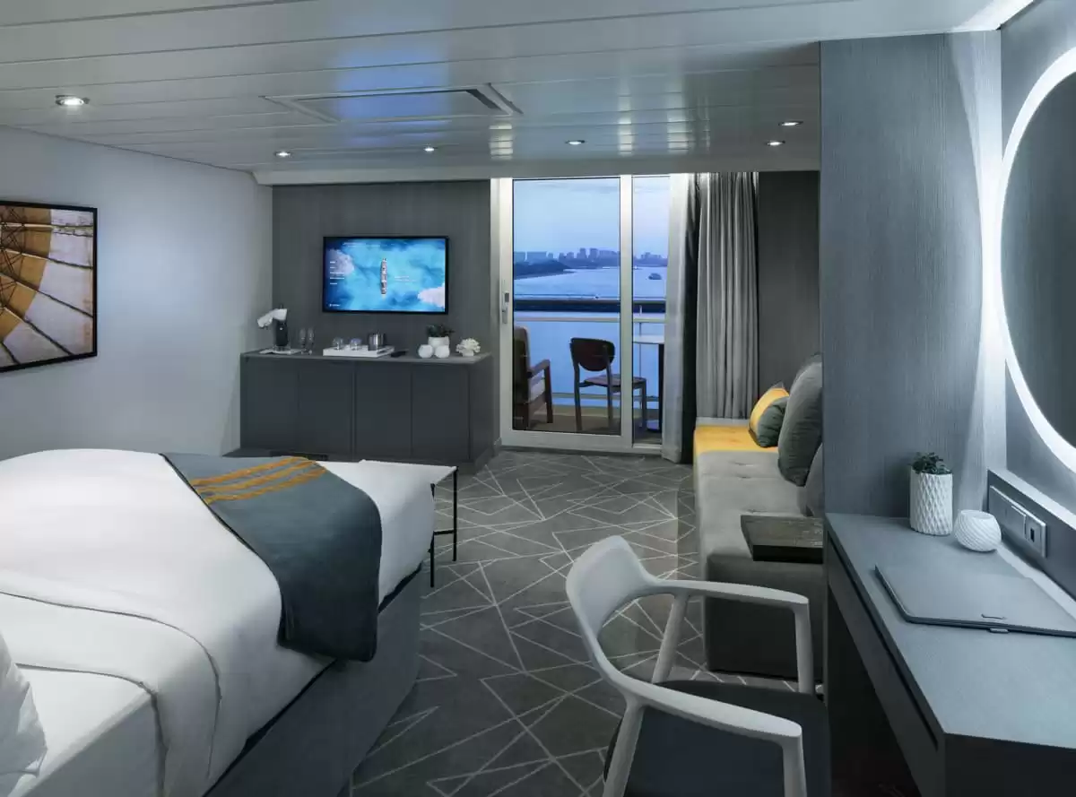 am Celebrity Summit :   18