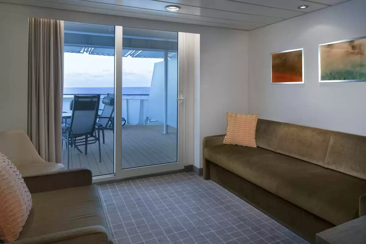 am Celebrity Summit :   23