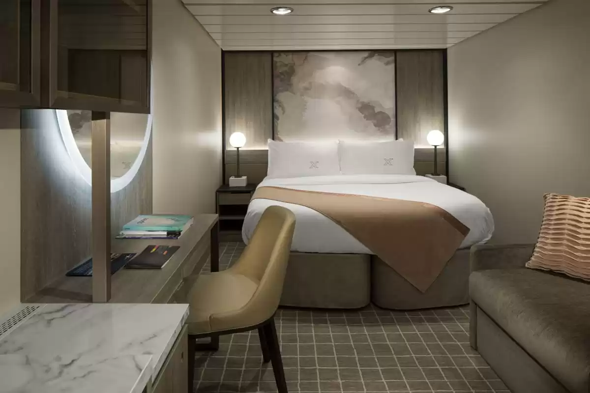 am Celebrity Summit :   25