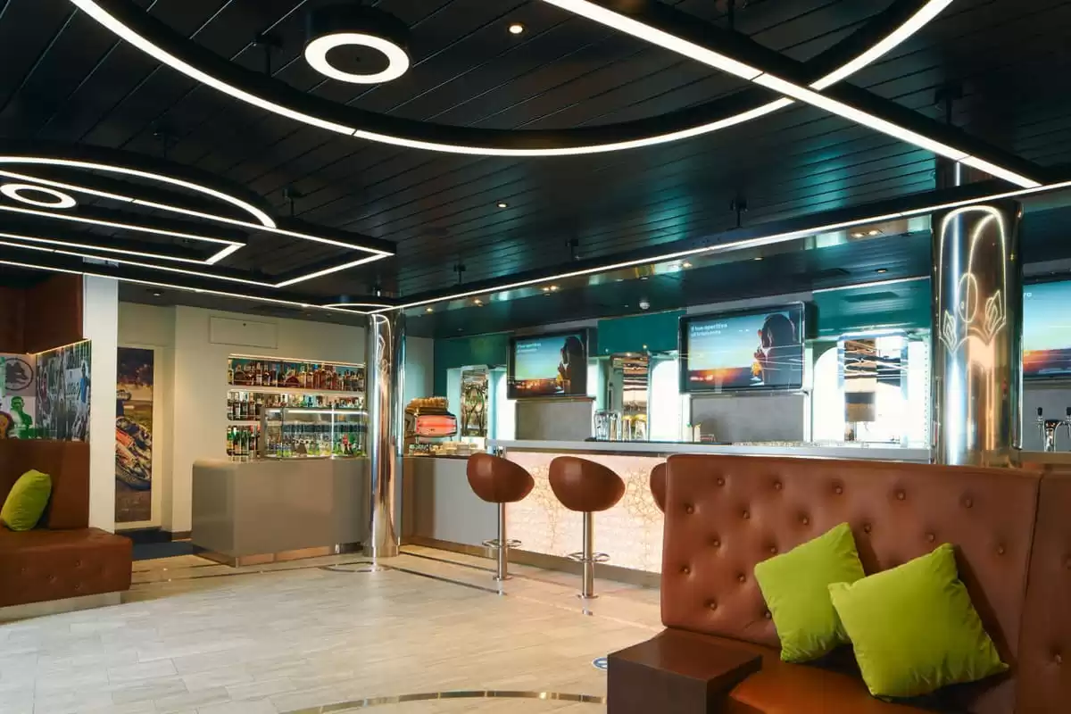 am Costa Toscana :  cabine 6
