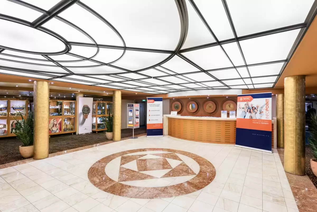 am MSC Armonia :  cabine 18