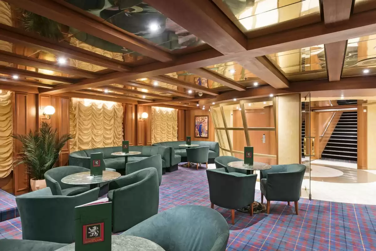 am MSC Armonia :  cabine 76