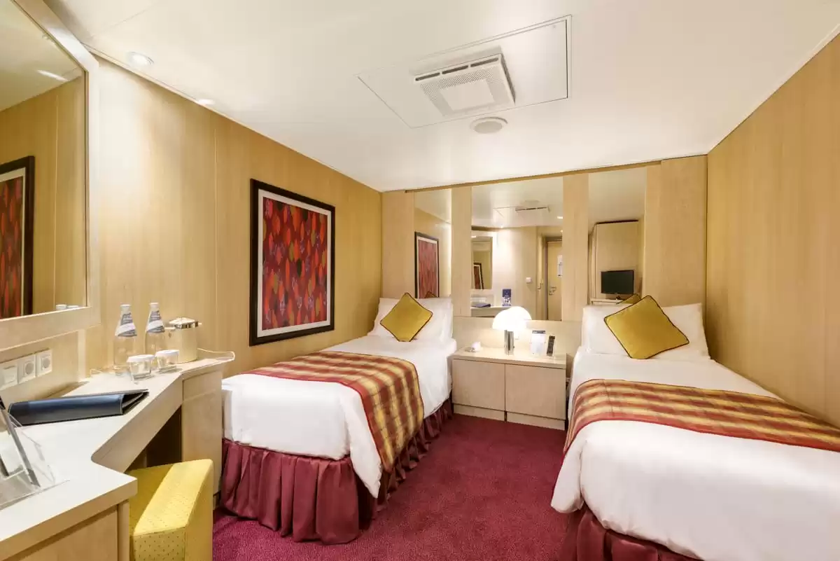 am MSC Armonia :   30