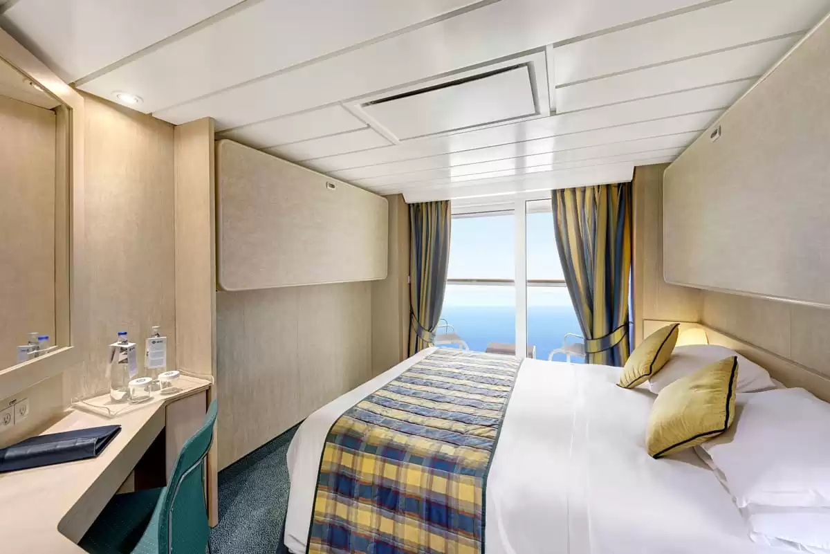 am MSC Armonia :   54