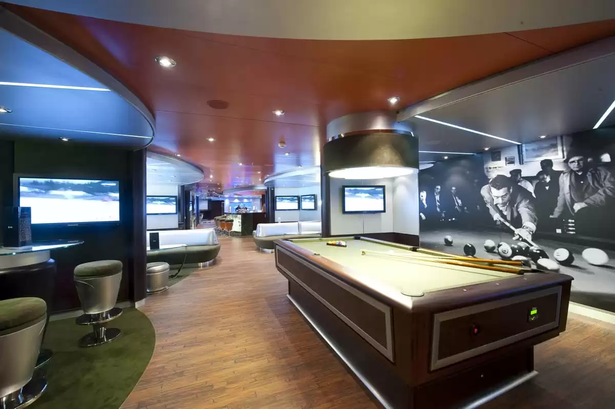 am  :  cabine 50