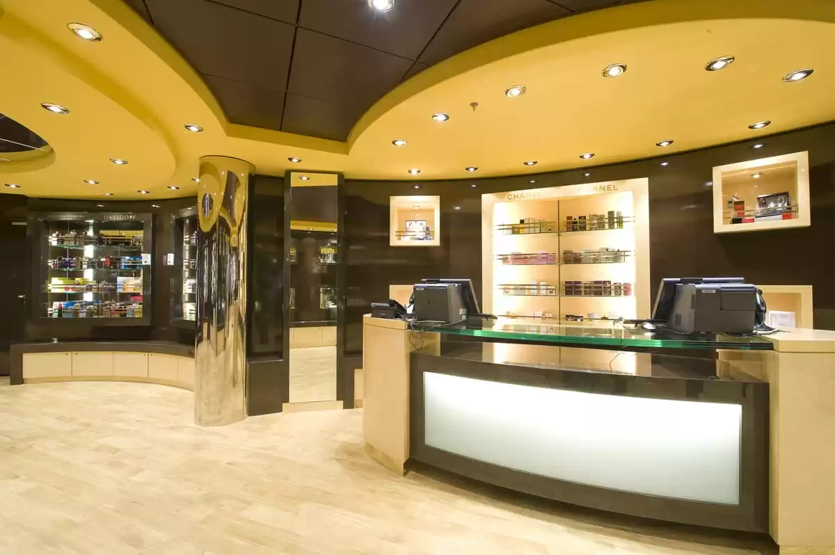 am  :  cabine 63