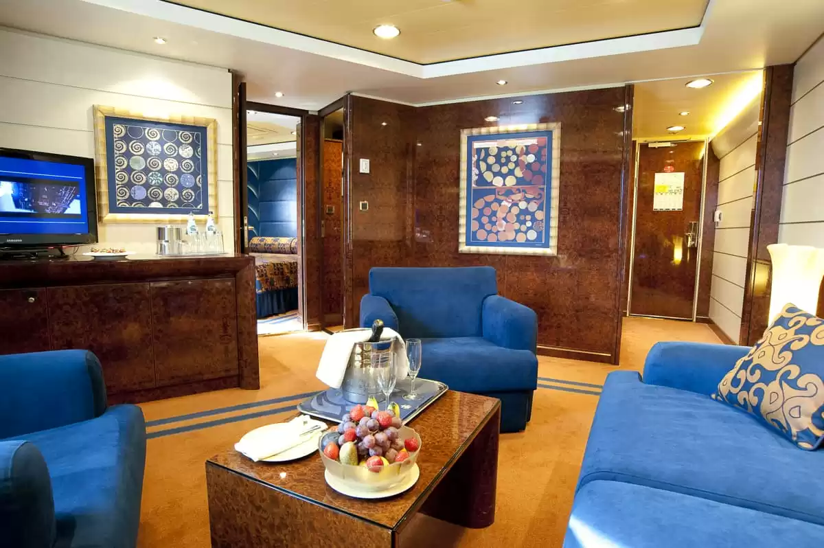 am MSC Splendida :   6