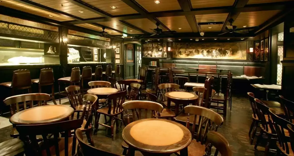 am  :  cabine 24