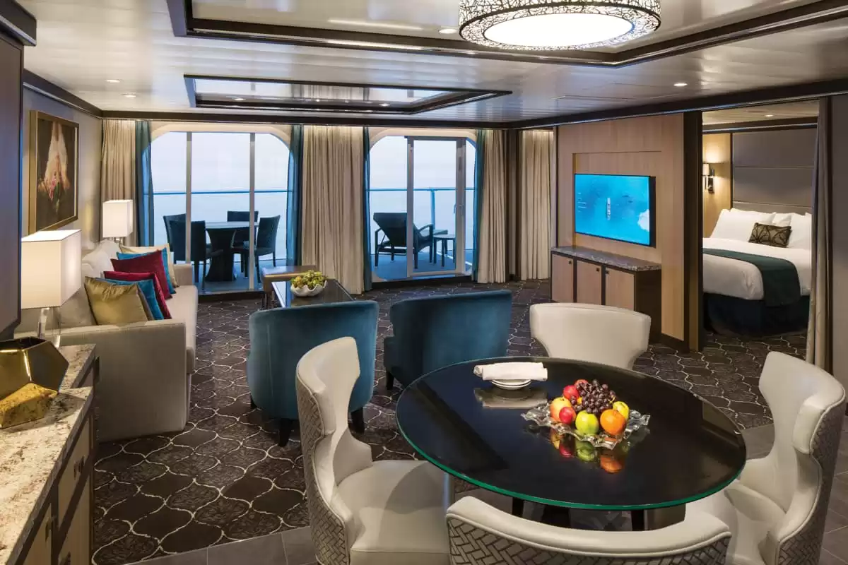 am Symphony of the Seas :   8