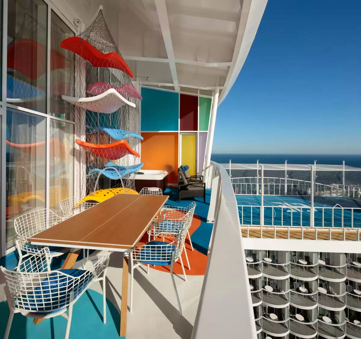 am Symphony of the Seas :   16