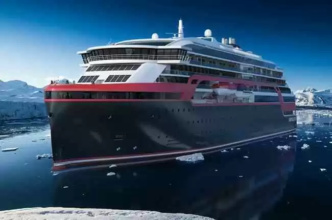MS Roald Amundsen