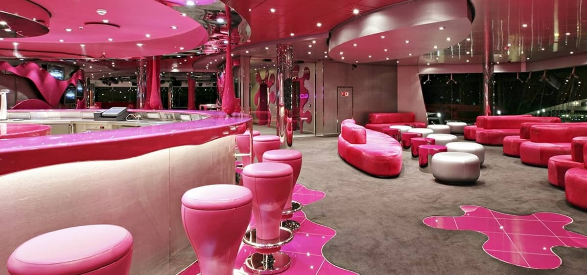 3- LIQUID DISCO <br> DER PANORAMACLUB AUF DEM OBERDECK