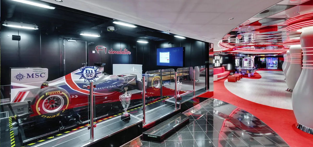 4-MSC FORMULA RACER <br> FORDERN SIE DIE ZEIT IM F1-SIMULATOR HERAUS