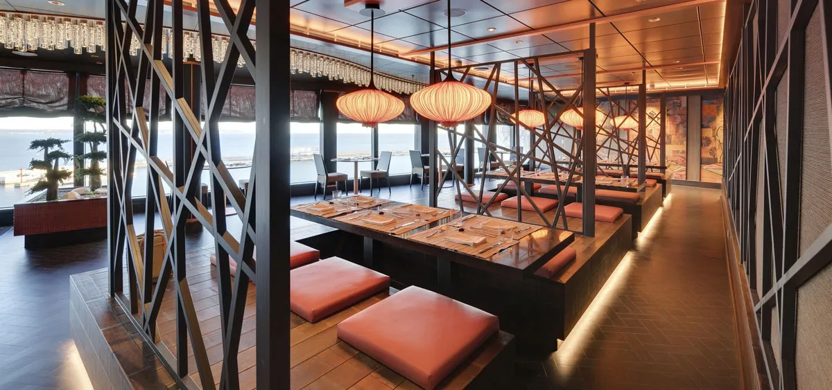 5-ASIAN MARKET KITCHEN <br> AROMEN ASIENS, SHOW INKLUSIVE