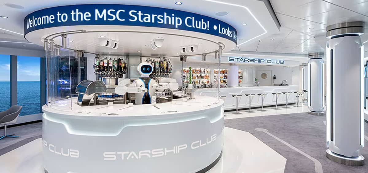 1- MSC STARSHIP CLUB <br> DIE ERSTE GALAKTISCHE BAR AUF SEE