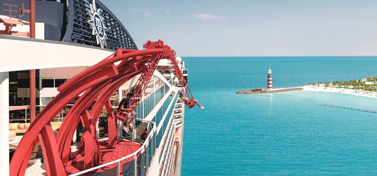 1- CLIFFHANGER <br> GÄNSEHAUT ÜBER DEM OZEAN