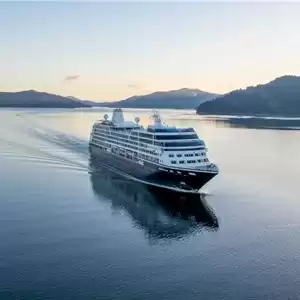 An wen richtet sich die Reederei AZAMARA