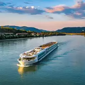 A quem se destina a empresa LUFTNER CRUISES