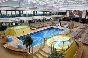 4 Pools (davon einer mit Schiebedach)