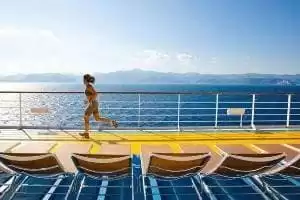 Joggingstrecke unter freiem Himmel