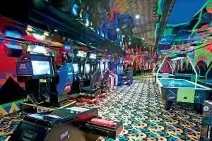 Spielearkade (gegen Aufpreis)