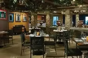 Le Bistro: Französisches Restaurant