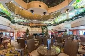 Shakers Martini und Cocktail Bar