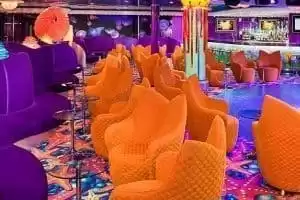 Magnum's Champagne and Wine Bar