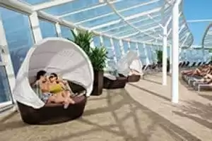 Solarium réservé aux adultes