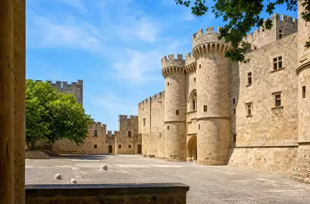 In Rhodos