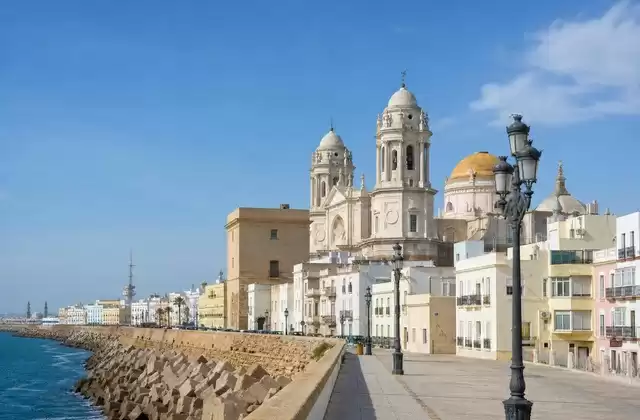 Cádiz und seine Mauern