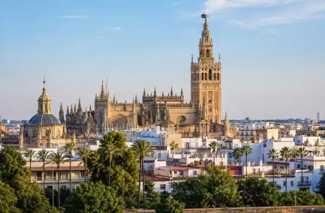 Die Kathedrale und die Giralda