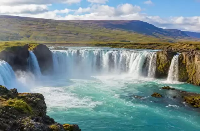 Goðafoss-Wasserfall
