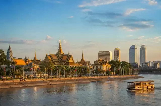 Phnom Penh am Zusammenfluss von Mekong und Tonle Sap