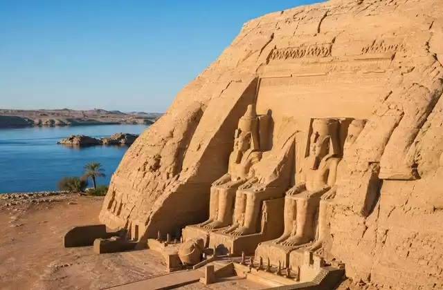 Abu Simbel und die Tempel von Ramses II.