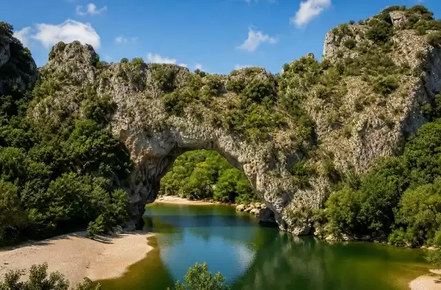 Die Schluchten der Ardèche und der Pont d’Arc