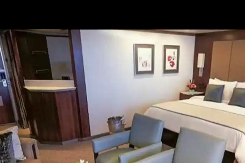Signature Suite