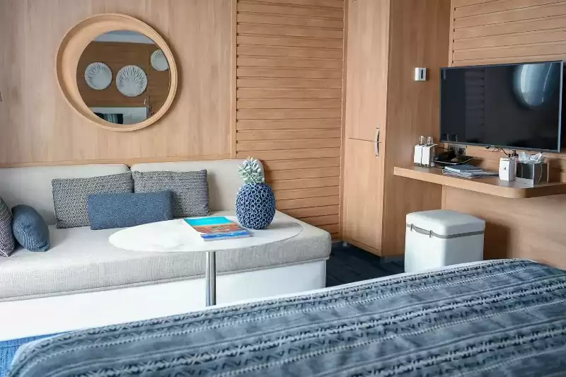 Deluxe Suite Deck 4