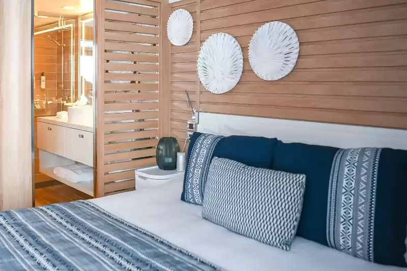 Deluxe Suite Deck 5 
